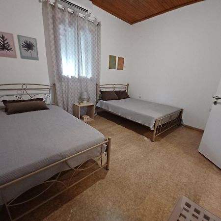 Beach House For Up To 9 People Near Olympia Katakolo Eksteriør bilde