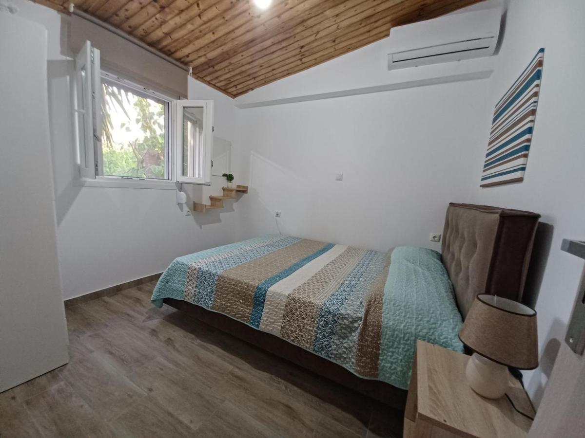 Beach House For Up To 9 People Near Olympia Katakolo Eksteriør bilde